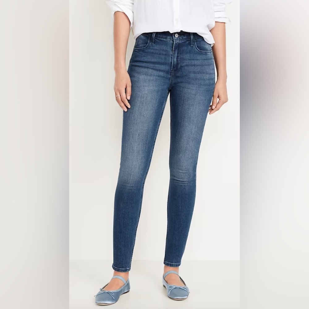 Old Navy High Waisted WOW Super Skinny Women's Jeans - Size 16